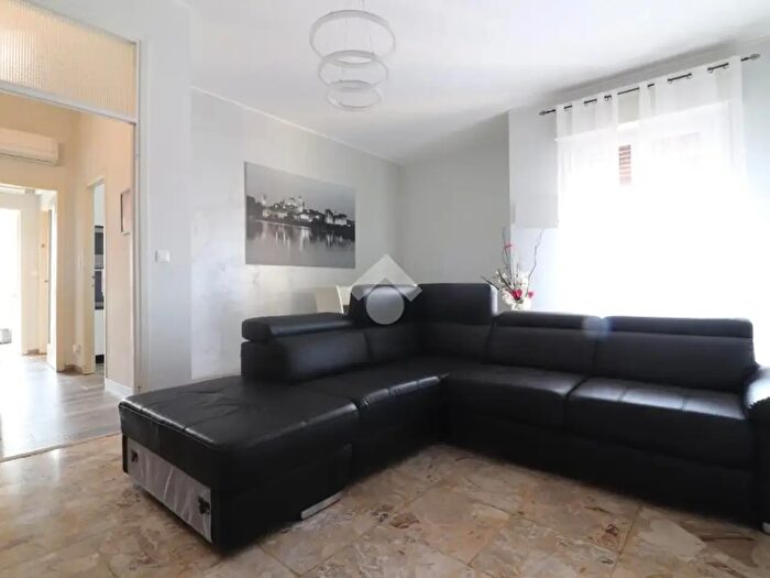 Appartamento quadrilocale in vendita in Via Verona, Mantova