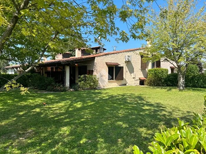 Casa trilocale in vendita in Loc Gozza, Peschiera Del Garda