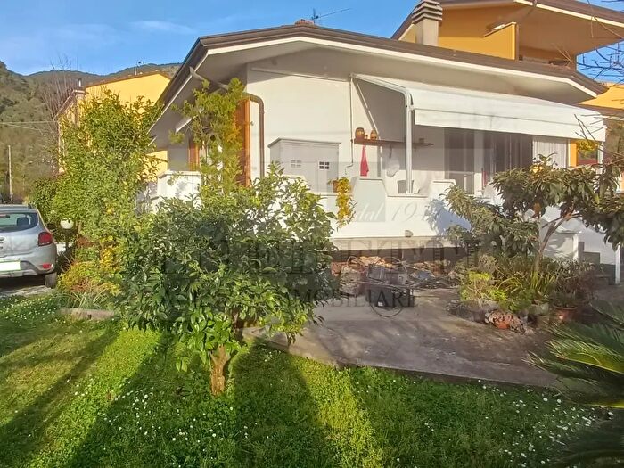 Casa trilocale in vendita in Massarosa