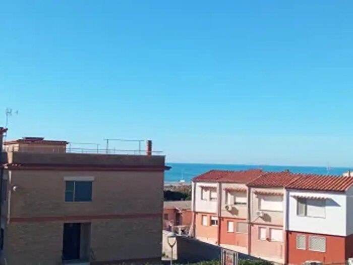 Appartamento trilocale in vendita in Viale Firenze, Ardea