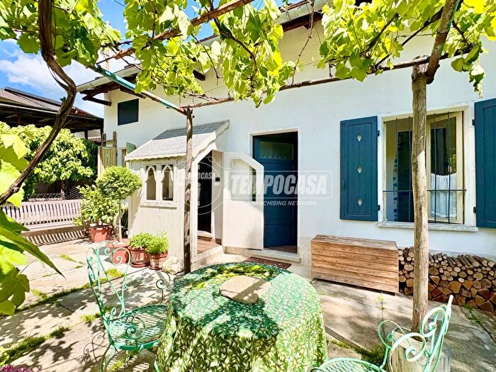Casa bilocale in vendita in Borgata Ruadamonte, Coazze