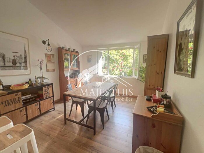 Casa trilocale in vendita in Hyères