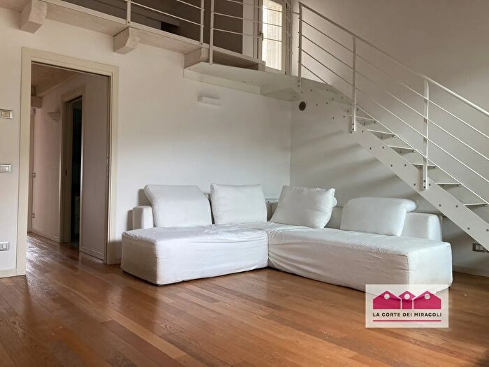 Appartamento con 5 locali in vendita in Via San Valentino, Costabissara