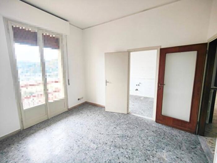Appartamento con 5 locali in vendita in Via Ammiraglio Burzagli, Montevarchi