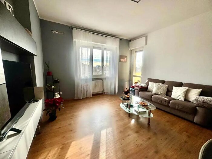 Appartamento bilocale in vendita in Via Francesco De Sanctis, Abbiategrasso