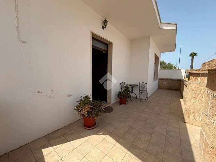 Casa quadrilocale in vendita in Via Chiavari, Taviano