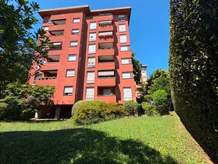 Appartamento trilocale in vendita in Via Padre Igino Lega, Gallarate