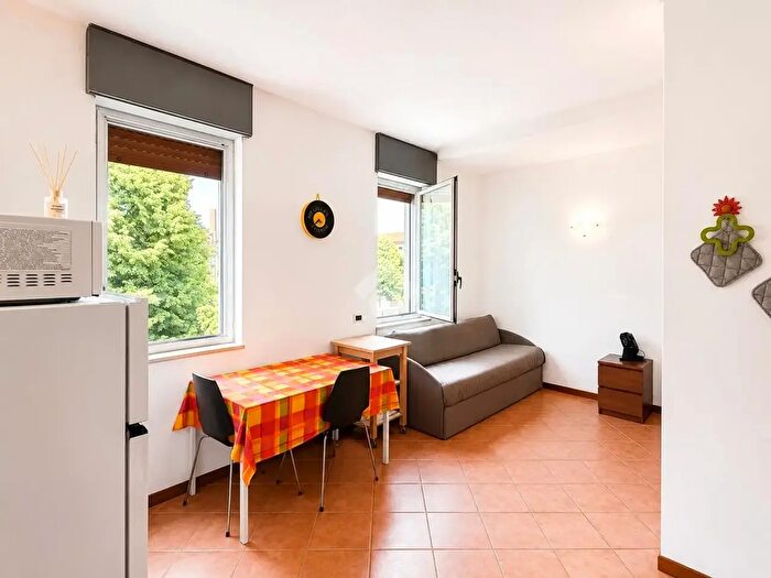 Appartamento monolocale in vendita in Via Attilio Momigliano, Milano