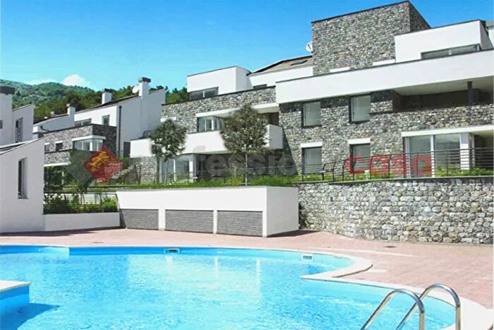 Casa trilocale in vendita in Regione Fenarina, Alassio