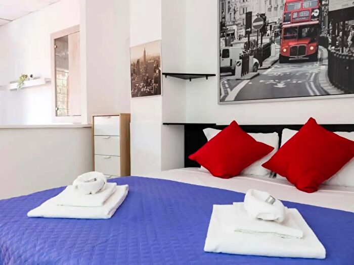 Appartamento monolocale in affitto in Via Altacomba, Roma