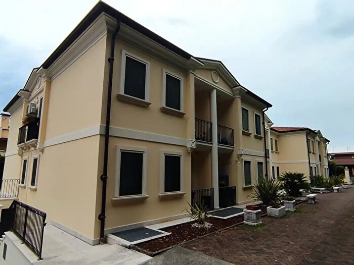 Appartamento con 5 locali in affitto in Via Aldo Moro, Villa Del Conte