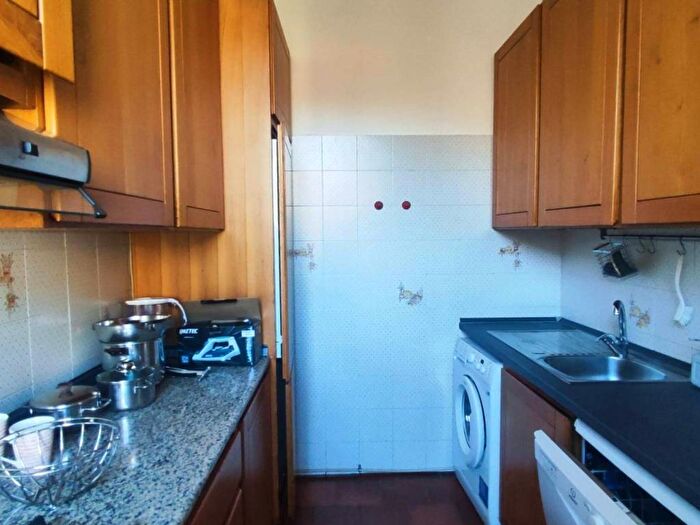 Appartamento quadrilocale in affitto in Via Monte Palombino, Santa Giulia, Milano