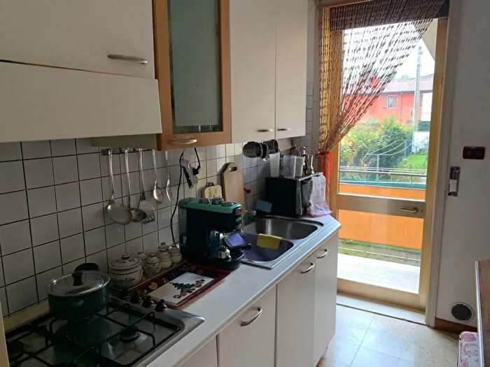 Appartamento trilocale in vendita in Via Legnago, Padova