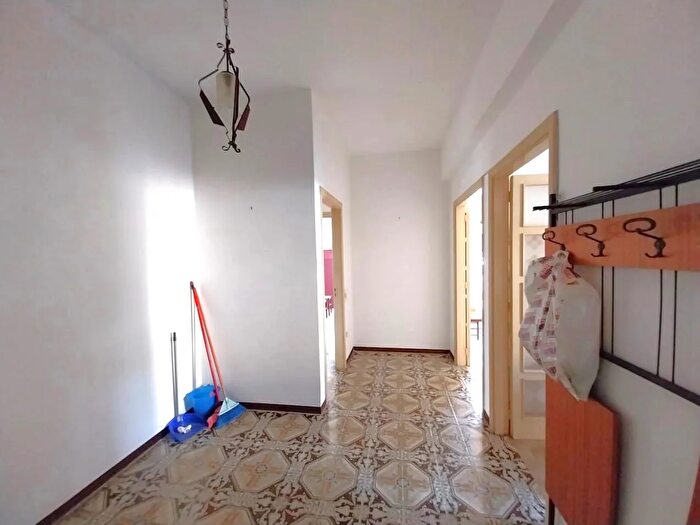 Appartamento trilocale in vendita in Bonifati