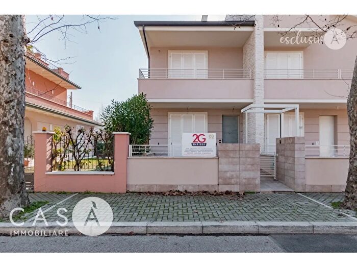 Casa con 5 locali in vendita in Levante Cesenatico, Cesenatico