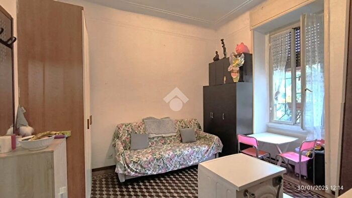 Appartamento monolocale in vendita in Viale Bodio, Milano