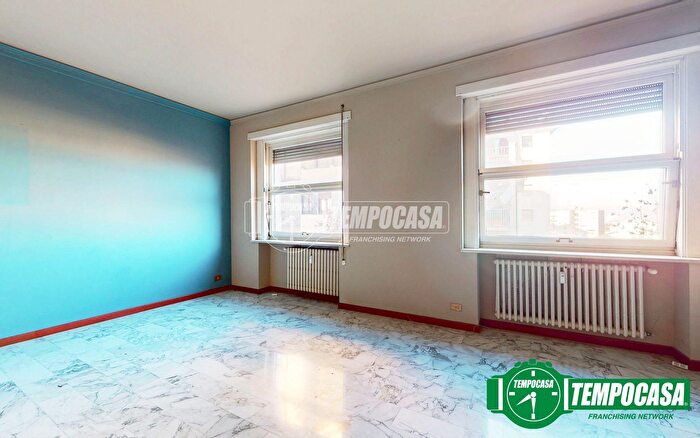 Appartamento quadrilocale in vendita in Viale Aurelio Saffi, Novi Ligure