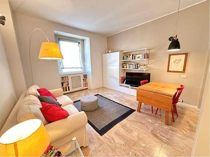 Appartamento bilocale in affitto in Via Lazzaro Palazzi, Porta Venezia, Milano