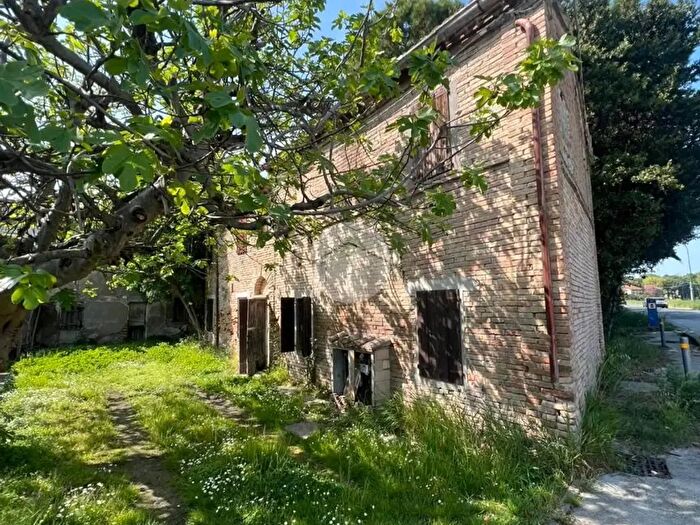 Casa trilocale in vendita in Via d Turci, Ravenna