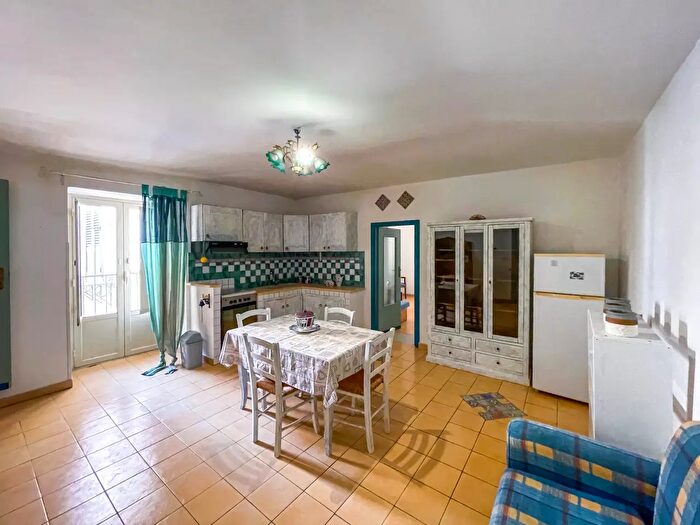 Appartamento quadrilocale in vendita in Piazzetta Santissimo Salvatore, Palermo