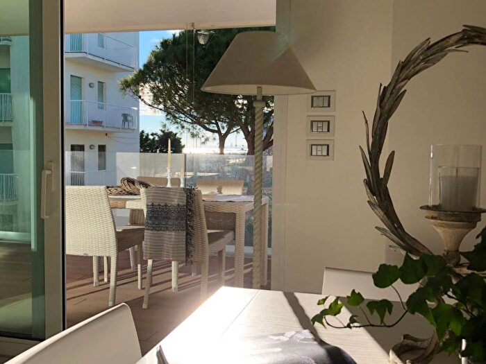 Appartamento trilocale in affitto in Viale Giugno, Milano Marittima, Cervia