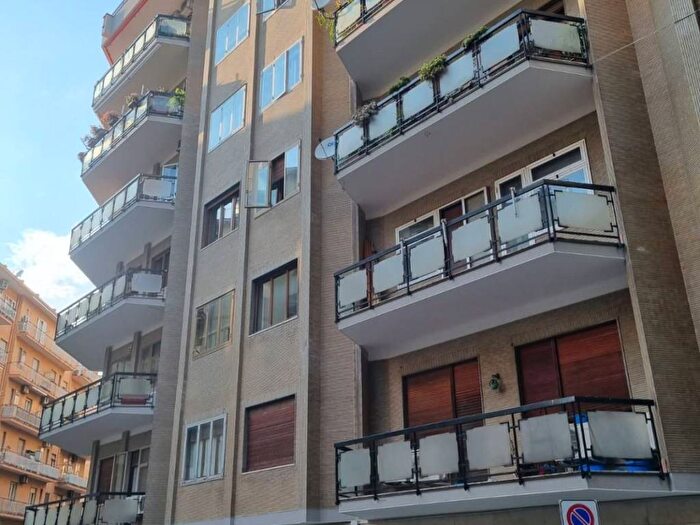 Appartamento trilocale in affitto in Via Luigi Guercio, Irno Brignano, Salerno