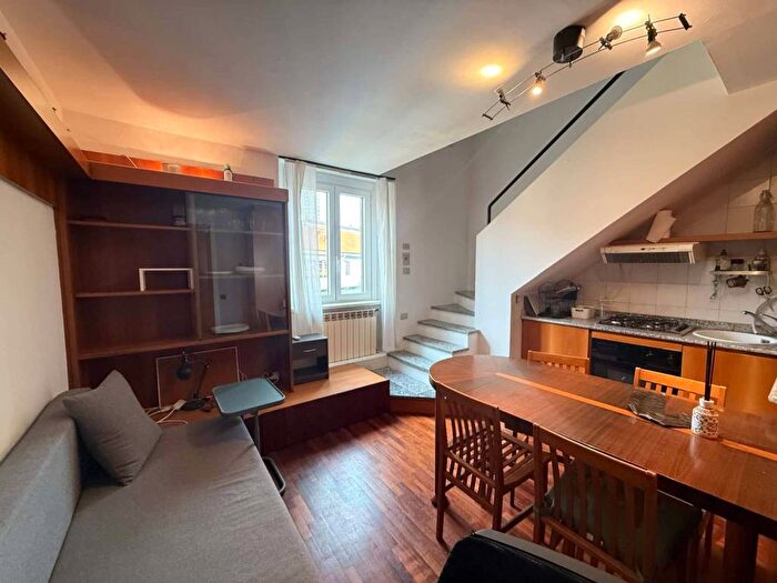 Appartamento bilocale in affitto in Via Giulio Romano, Porta Romana Medaglie d'Oro, Milano