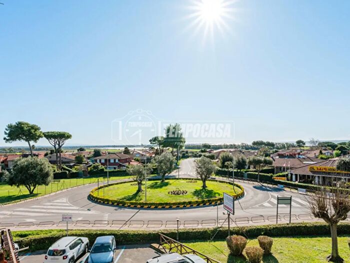 Appartamento bilocale in vendita in Via Saturno, Ladispoli