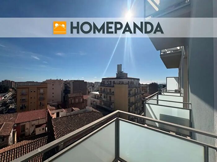 Appartamento monolocale in affitto in Via Etnea, Catania