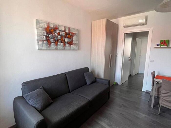 Appartamento bilocale in affitto in Via Dante Alighieri, Legnarello, Legnano