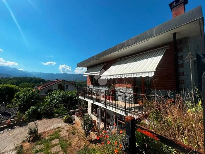 Casa con 5 locali in vendita in Via Adige, Trana