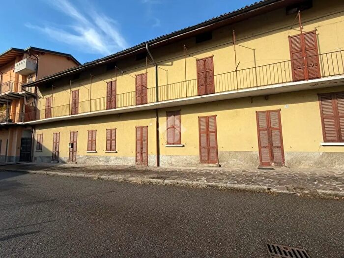 Case in Vendita e in Affitto - 3