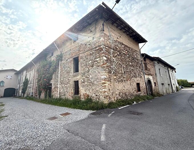 Casa con 12 locali in vendita in Via Colombere, Palazzolo SullOglio