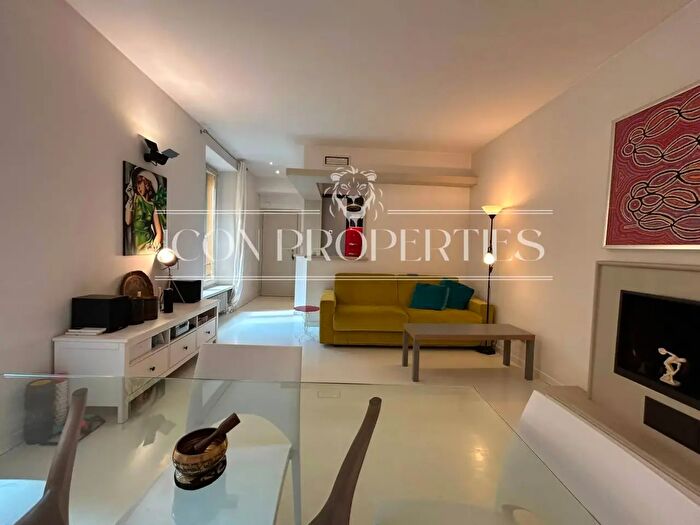Appartamento trilocale in affitto in Piazza Aprile, Milano