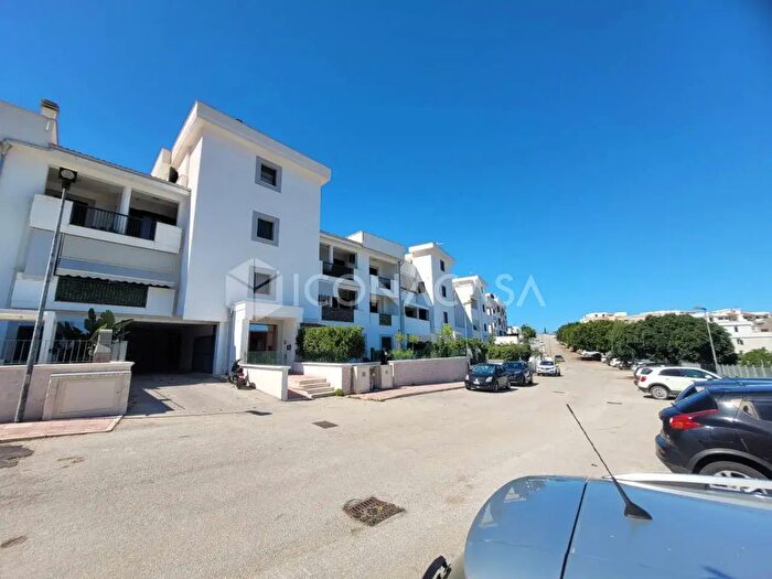 Appartamento quadrilocale in vendita in Via Monsignor d'Addario, Vieste