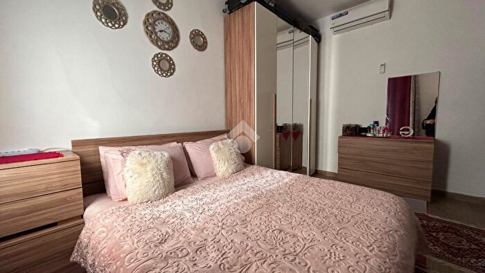 Casa bilocale in vendita in Via Gora E Barbatole, Pistoia