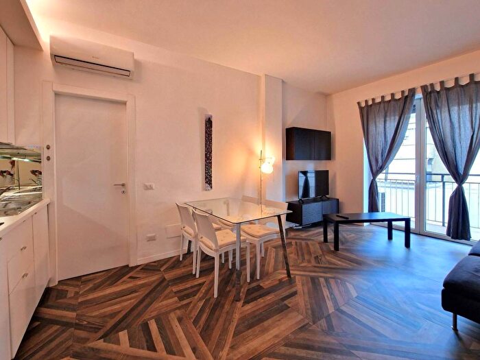 Appartamento bilocale in affitto in Viale Piceno, Indipendenza, Milano
