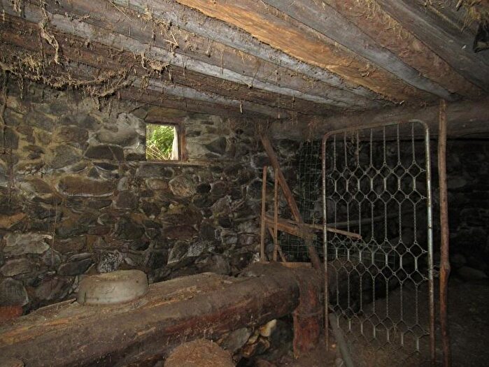 Casa bilocale in vendita in Chiesa In Valmalenco