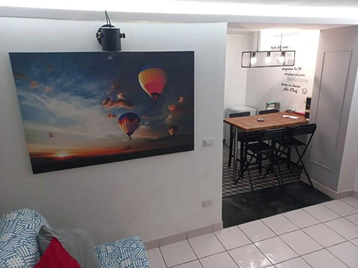 Appartamento bilocale in affitto in Via Chiaia No Number, Monte di Dio, Napoli