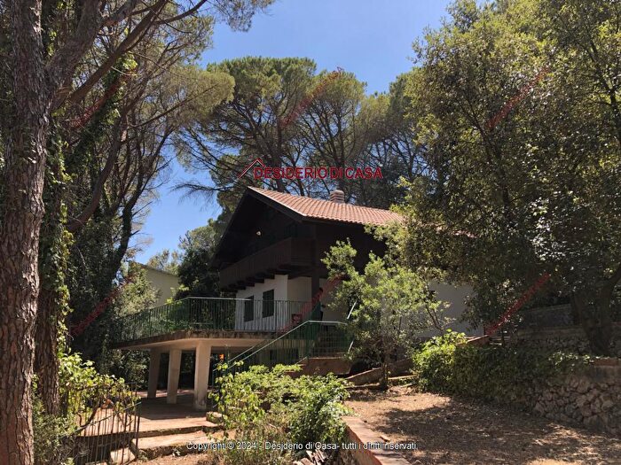 Casa quadrilocale in vendita in Monreale