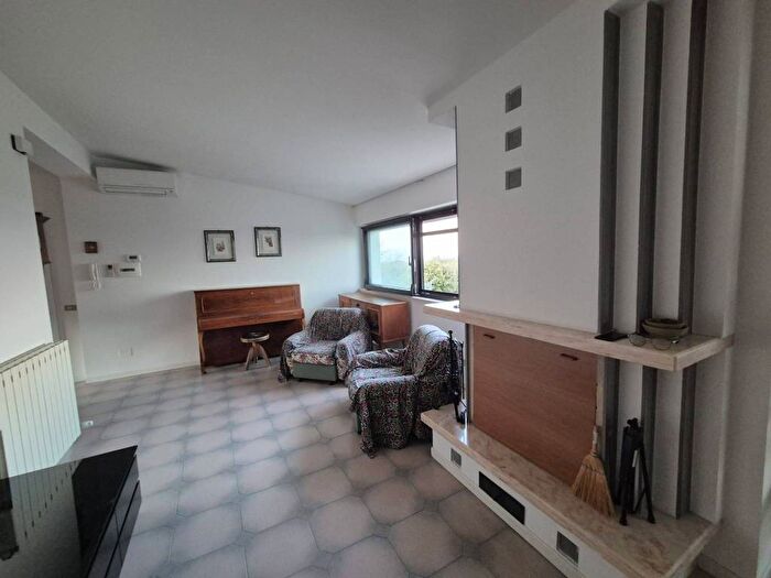 Appartamento trilocale in affitto in Viale della Rimembranza, Centro, Massignano