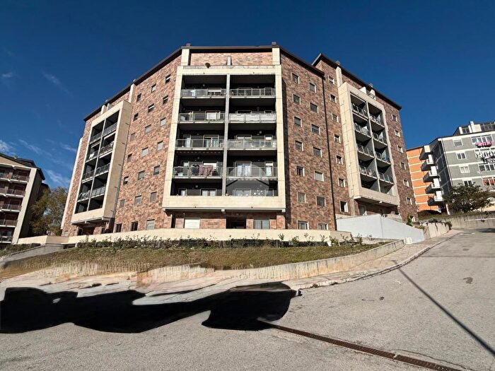 Appartamento quadrilocale in vendita in V l Pirandello, Campobasso