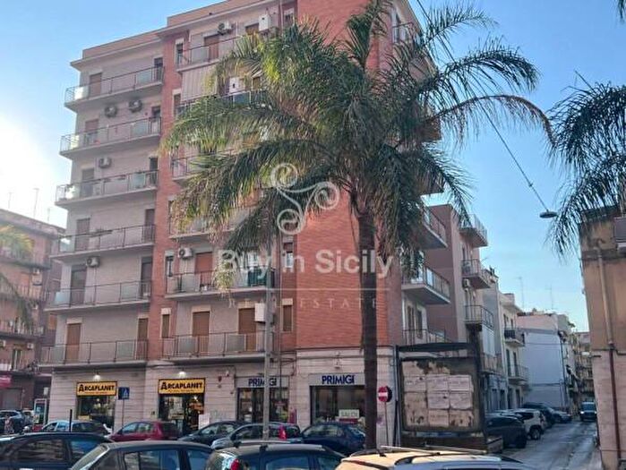Appartamento con 5 locali in vendita in Via Gregorio Tedeschi, Siracusa