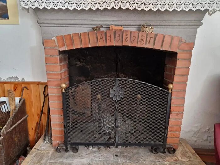 Casa con 5 locali in vendita in Camugnano