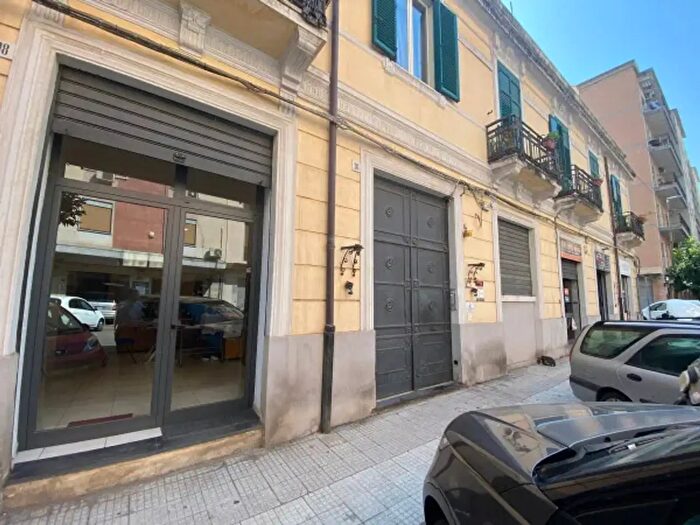 Appartamento trilocale in vendita in Via Industriale, Messina