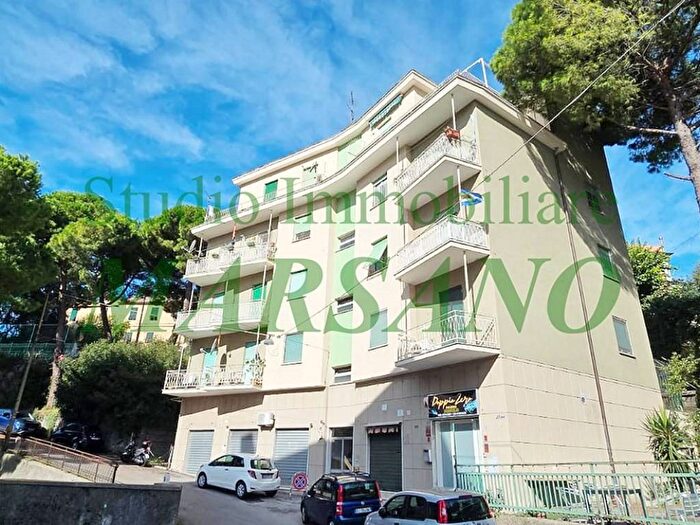 Appartamento trilocale in affitto in Corso Luigi Andrea Martinetti, Belvedere, Genova