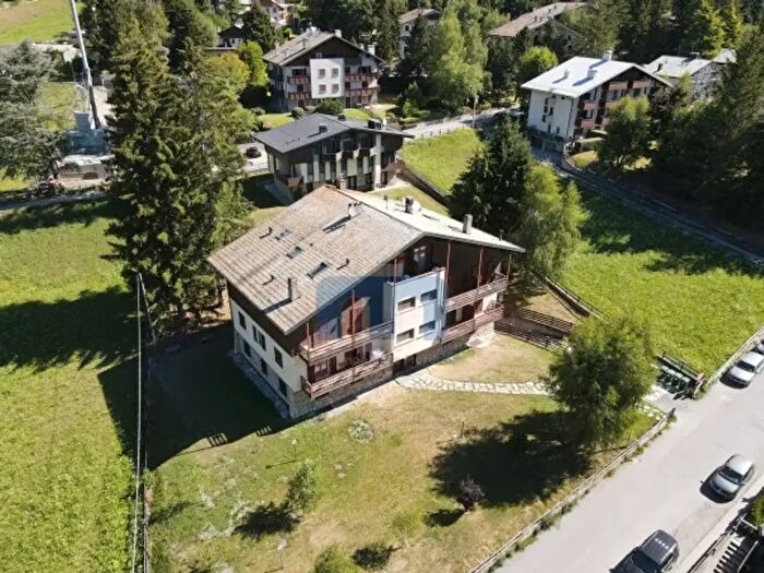 Appartamento quadrilocale in vendita in Via Leghe Grigie, Bormio