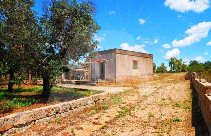 Casa bilocale in vendita in Strada Comunale Alessano Specchia, Alessano