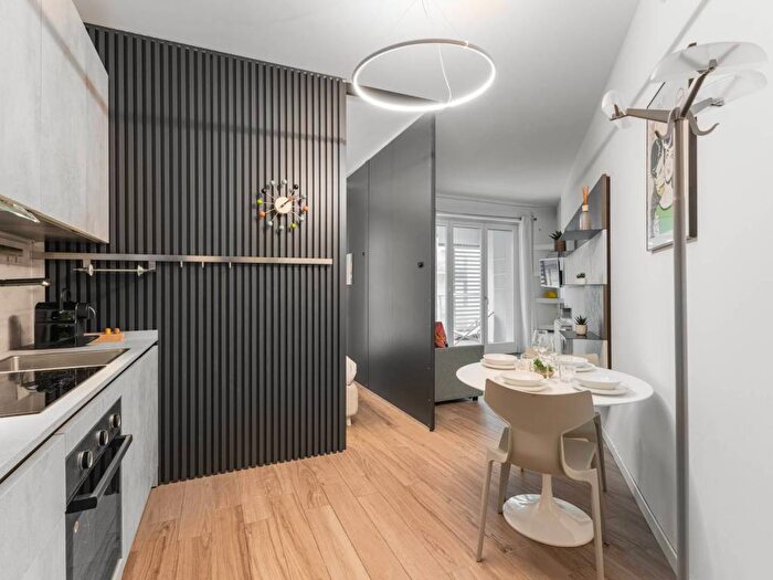 Appartamento monolocale in affitto in Via Andrea Pellizzone, Città Studi, Milano
