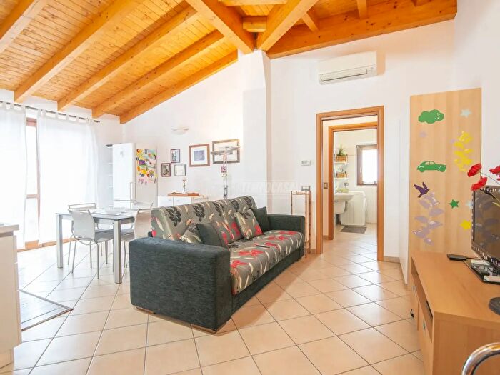 Appartamento bilocale in vendita in Via Massimo dAntona, Pozzo DAdda